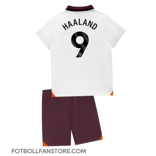 Manchester City Erling Haaland #9 Barnkläder Borta matchtröja till baby 2023-24 Kortärmad (+ Korta byxor) Billigt